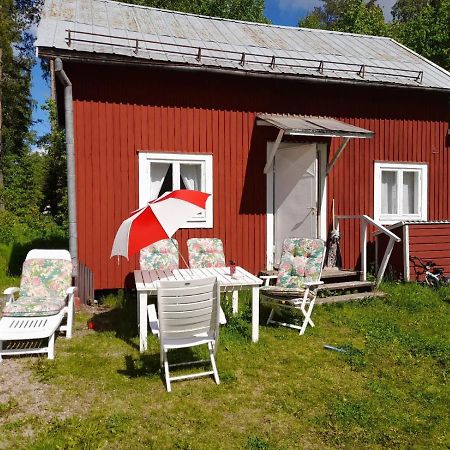 Summer Bedroom, Outside Toilet, Shower, Kitchen. 120 M From Sandbach. Bräcke Esterno foto